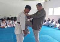 Cara Menggagalkan Serangan Siku dan Lutut dari Lawan