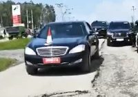 Cek Jalan Rusak di Lampung Selatan, Mobil Jokowi 'Nyangkut' di Lubang, Ini Kata Sekretariat Presiden