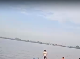 Mayat di Bawah Tongkang di Pulau Sewangi Alalak Langsung Dievakuasi ke Rumah Keluarga