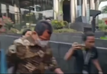 Sekjen DPR RI Tutup Mulut Usai Diperiksa KPK, Lari Hindari Wartawan