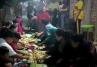 Warga Syukuran Setelah Wanita Penyiram Tinja ke Rumah Tetangga Dijebloskan ke Penjara
