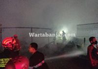 BREAKING NEWS: Kandang Kambing di Landasan Ulin Banjarbaru Dilalap Api