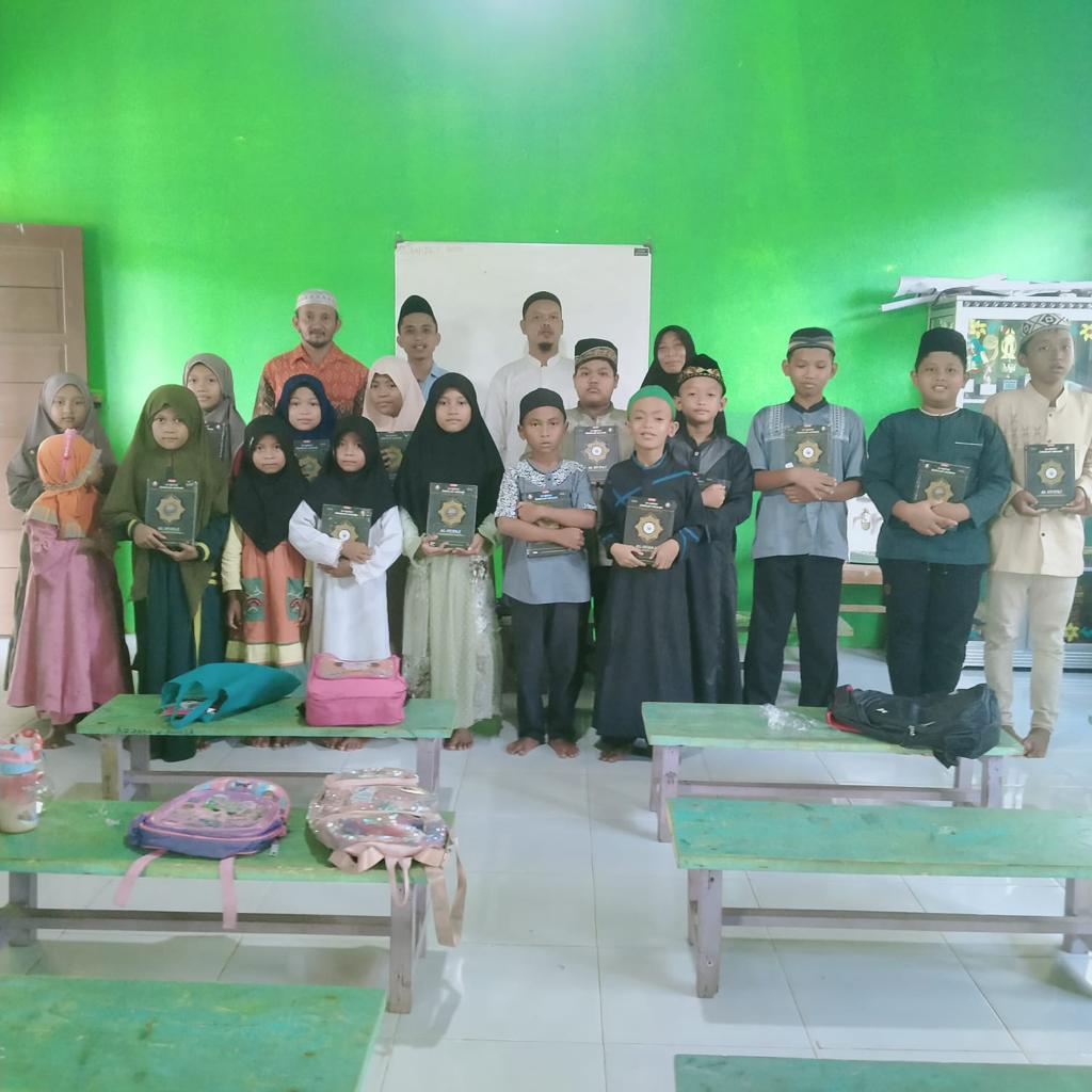 Lazis Assalam Fil Alamin Kalsel Gencar Salurkan Zakat Sasaran Semua Asnaf, Utamakan Daerah Terpencil