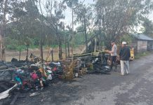 Diduga Konsleting, Rumah di Pasar Jati Astambul Ludes Dilalap Si Jago Merah