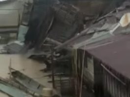 Dua Rumah Roboh Akibat Angin Puting Beliung di HSS