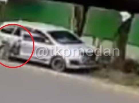 Pelaku Pembunuhan Wanita di Mobil Xenia Terekam CCTV, Lap Darah yang Mengalir