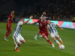 Hasil Akhir Indonesia Vs Argentina 0-2: Sang Juara Dunia Menang, Jokowi Bikin Gerakan Ombak