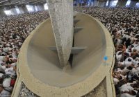 Saatnya Bagi Jemaah Haji Indonesia Melontar Jumroh, Ingat yang Lansia Bisa Diwakilkan Lho!
