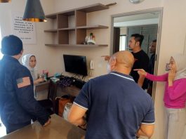 Ada Apa ya? Si Kembar Rihana Rihani Terlihat Santai Saat Ditangkap Polisi