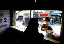 Viral! Pria Berseragam Percetakan Diduga Setor Uang Palsu di Agen BRILink Tanjung Rema Martapura