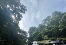 Sensasi Susur Air Terjun Mandin Sayak Tanah Bumbu, Bikin Merinding Tapi Asyik