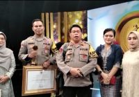 Dirikan Taman Layak Anak, Bhabinkamtibmas Polsek Simpang Empat Raih Anugerah KPAI 2023