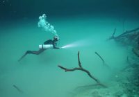 Fenomena Alam Aneh yang Bikin Takjub, Ada Sungai di Bawah Laut Hitam