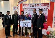 Hari Bhayangkara Ke-77: Kursani Bahagia Dapat Kaki Palsu Bantuan dari Polres Tanah Bumbu dan Lazis Assalam Fil Alamin