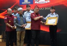 Tiga Petugas Imigrasi Ponorogo Penangkap Terduga Pelaku Sindikat Perdagangan Organ Manusia Dapat Penghargaan