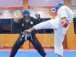 Cara Membiasakan Perut Dihantam Tendangan