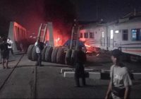 VIDEO Evakuasi Kecelakaan Maut Truk Vs Motor di Lingkar Selatan, 2 Balita Meninggal Dunia