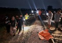 Kereta Api Tabrak Minibus di Jombang, 6 Orang Tewas