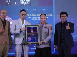Polri Raih 2 Penghargaan Indonesia Public Relations Summit 2023