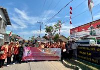 Bantu Warga Alami Bencana Kekeringan, DWP Dinas PUPR Kalsel Bagikan Air Bersih ke Aluh Aluh