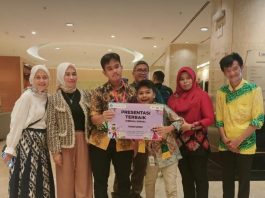 Hebat, Dua Pelajar SMP Mitra Kasih Kertak Hanyar Sabet Emas di FLS2N Nasional