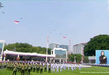 10 Pesawat Tempur F-16 Lakukan Atraksi Udara di Istana Negara