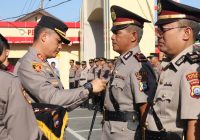 Pimpin Sertijab Posisi Kunci di Polres Kotabaru, AKBP Tri Suhartanto Harapkan Pejabat Baru Cepat Adaptasi