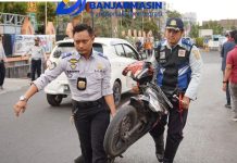Puluhan Sepeda Motor Diangkut Paksa Petugas Dishub di Jalan Simpang Ulin Banjarmasin