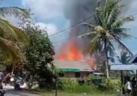 BREAKING NEWS Kebakaran di Tampang Awang Kabupaten Banjar