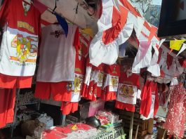 Jelang HUT ke 78 RI 17 Agustus 2023, Omzet Penjual Bendera Merah Putih Meningkat