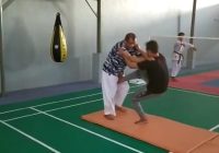 Cara Melakukan Bantingan Hempas Belakang