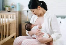 Dear Moms! Makanan Ini Wajib Dihindari Saat Menyusui