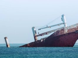 Detik-detik Kapal Bawa 150,8 Ton Sembako Tujuan Kalimantan Tenggelam di Perairan Mamuju, Warga Berteriak Histeris
