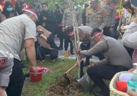 Polda Kalsel, Polresta Banjarmasin dan Forkopimda Kota Banjarmasin Tanam 3.500 Bibit Pohon di RTH Kamboja