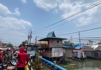Dua Rumah Terbakar, Tim Pemadam Jinakkan Api di Pengambangan Banjarmasin Dalam 15 Menit