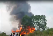 Kebakaran Lahan di Syamsudin Noor Banjarbaru Rambah Bangunan Gudang