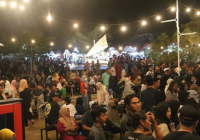 Malam Terakhir Kepemimpinan Sukamta-Abdi Rahman, Nonbar Film WLCFBB Undang Warga