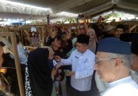 Ratusan Peserta Ikuti Baayun Maulid di Halaman Dekranasda Banjar