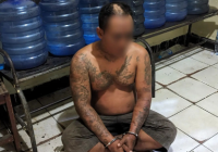Pria Penuh Tato Aniaya Dua Wanita di Jalan Bukit Raya Palangka Raya