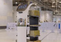 Robot di Masjidil Haram Bisa Bagikan Air Zamzam dan Bersihkan Area Masjidil Haram