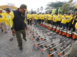 Paman Birin Pastikan Bantuan Pasokan Air Bersih Saat Musim Kemarau