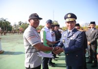 Bupati HM Zairullah Azhar Beri Penghargaan Kepada Insan Perhubungan di Tanah Bumbu