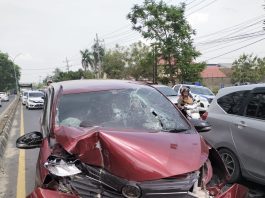 Kecelakaan Lalu Lintas di A Yani Km 22 Banjarbaru Sebabkan Mobil Hancur Hingga Korbannya Banyak