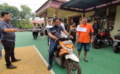 Rekonstruksi Pembunuhan Gunakan Tombak di Kelayan A, Pelaku Peragakan 13 Adegan