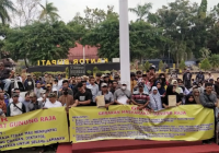Warga Gunung Raja Tuntut Kades Dicopot, Pemkab Tala Janji Selesaikan Secepatnya