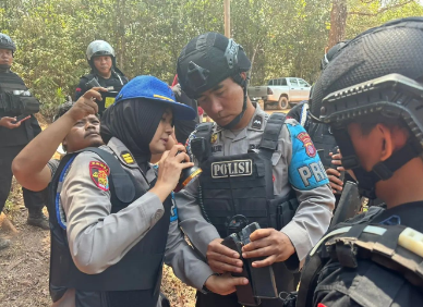 10102023_Pemeriksaan oleh Bidpropam Polda Kalteng sidak senjata dan peralatan petugas pengamanan PT HMPB, Selasa 10 Oktober 2023. (wartabanjar.com - Ist. Humas Polda Kalteng)