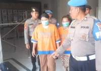 Emak-Emak Bobol Rumah Demi Bayar Pinjol