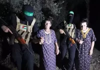 Hamas Bebaskan 2 Lansia Israel yang Diculik di Jalur Gaza