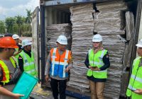 Kapolda, Ketua KPU dan Bawalsu Kalsel Cek Kontainer Logistik Pemilu di Pelabuhan Trisakti