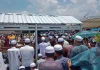 Ribuan Pelayat Hadiri Pemakaman Guru Hatim, Kapolda Kalsel: Sosok Ulama yang Ramah dan Humoris